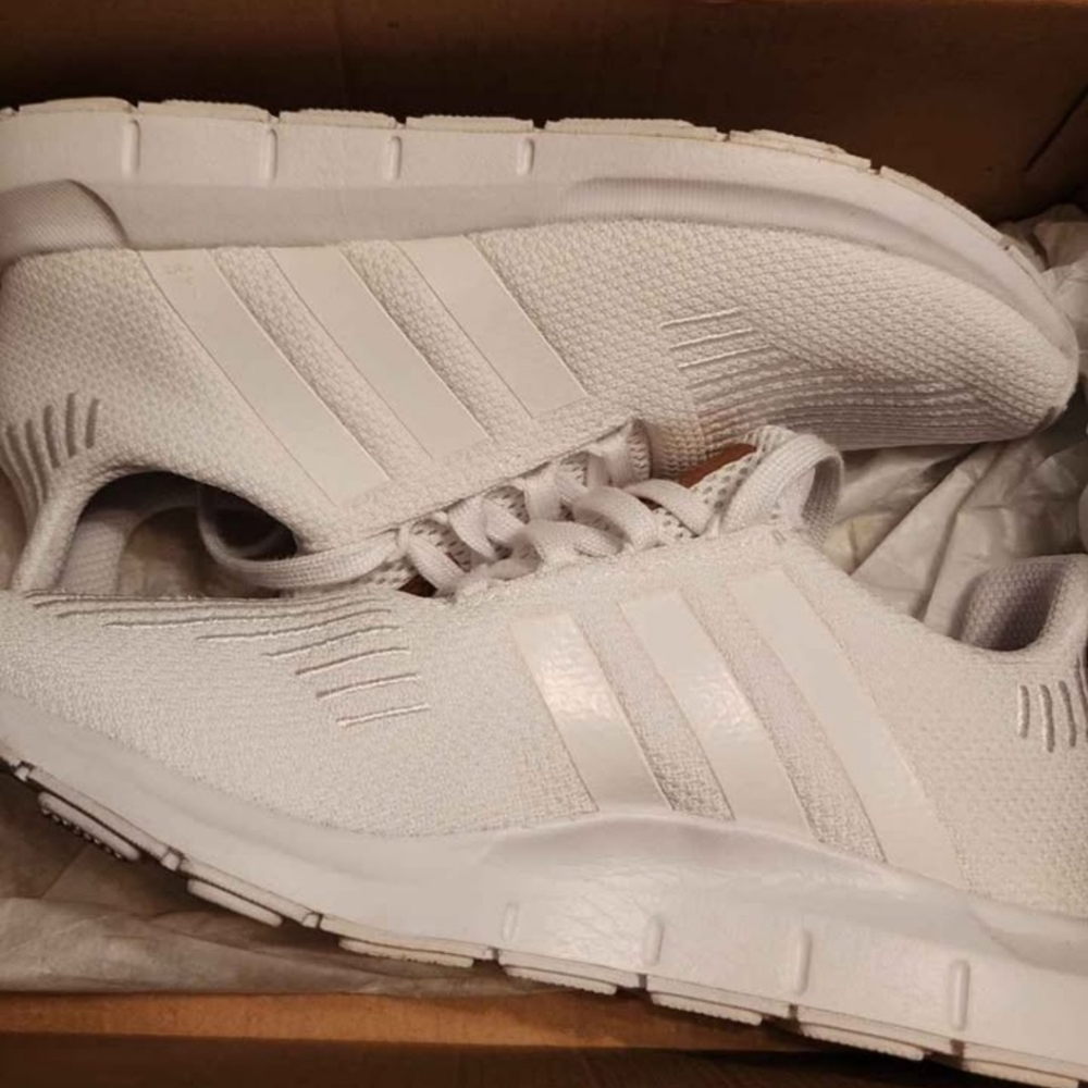 Adidas Swift run
